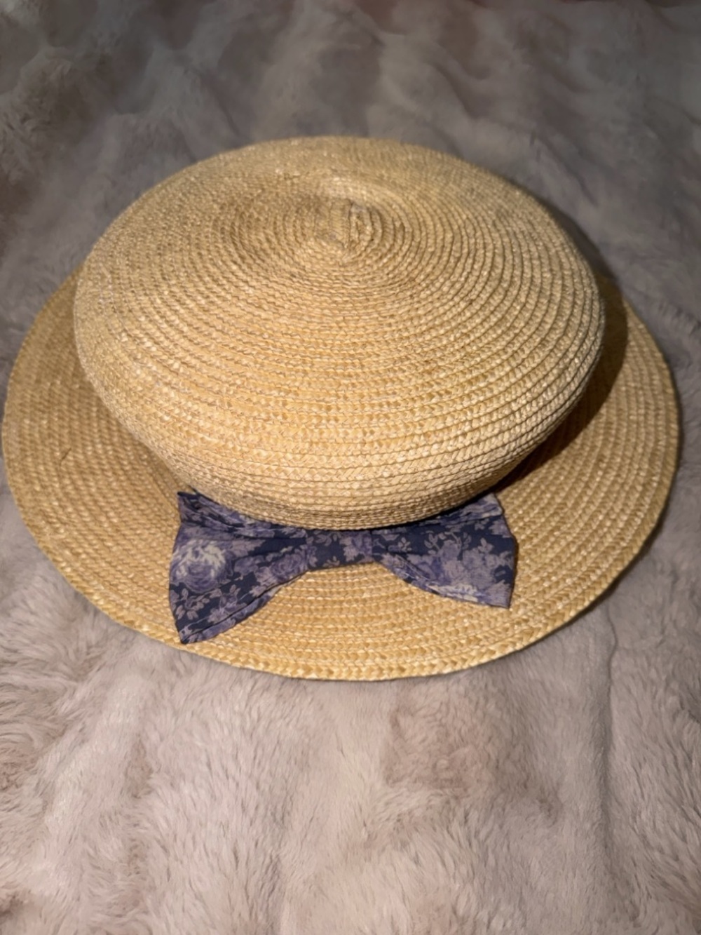 April Cornell Vintage Natural Straw Boater Hat with Blue Floral Bow - Picture 3 of 13